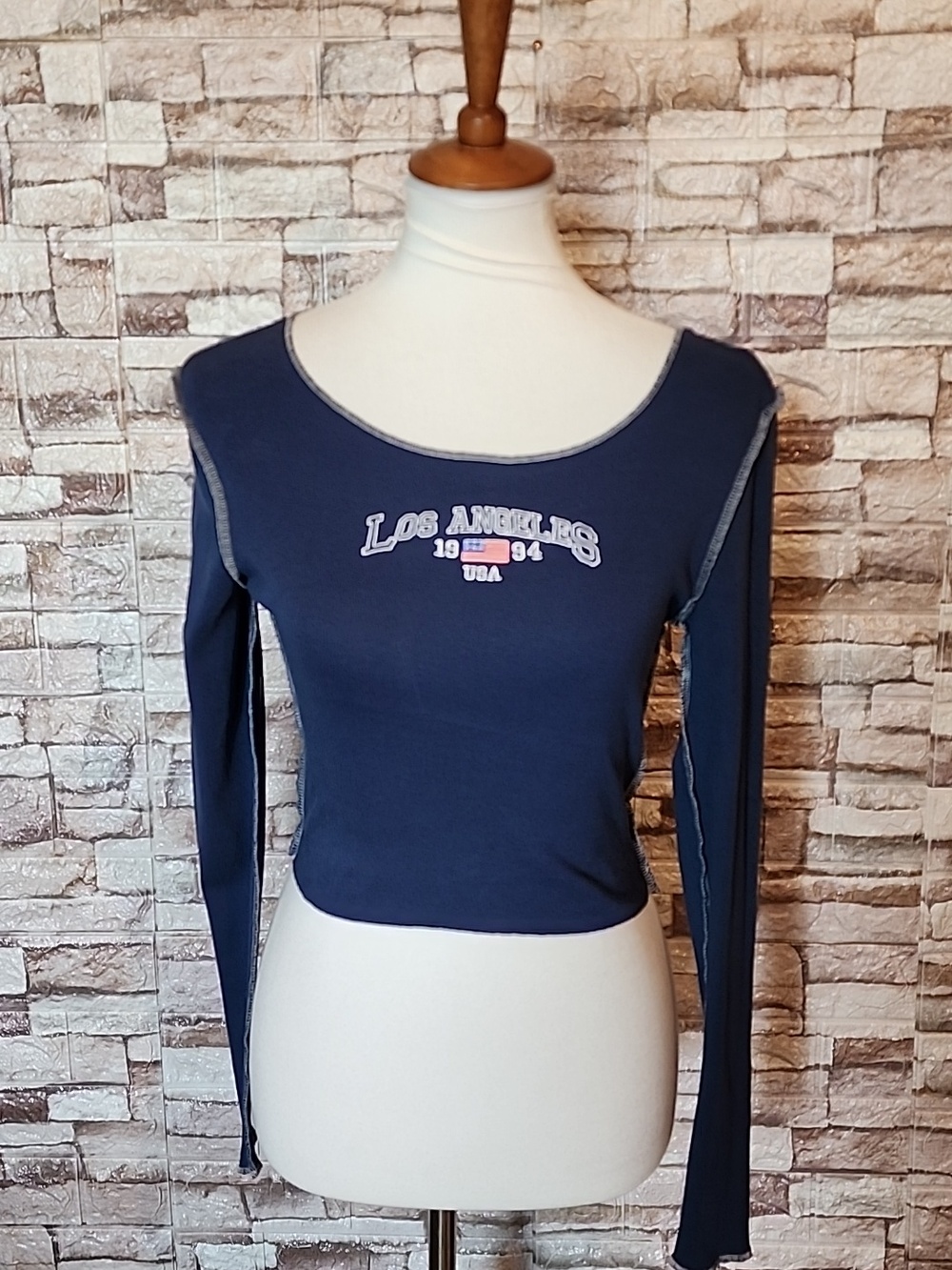 Forever 21 Navy Blue Los Angeles Long Sleeves Top